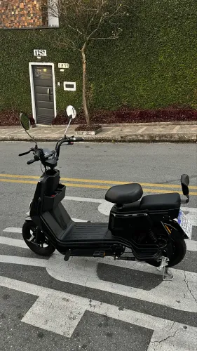 Scooter elétrica 1000W