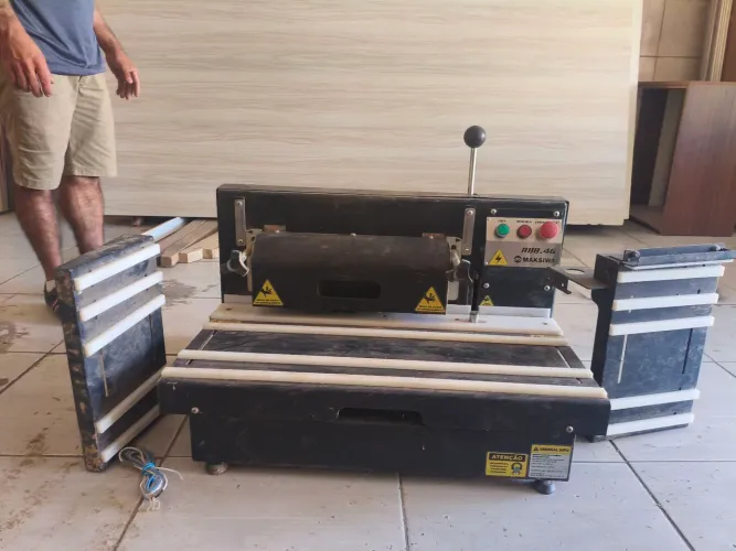 Refiletadora de borda automática