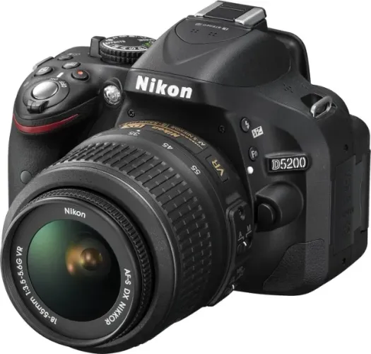 Nikon D5200 Excelente nas Fotos, Gravação ou Transmissão Ao Vivo (live)
