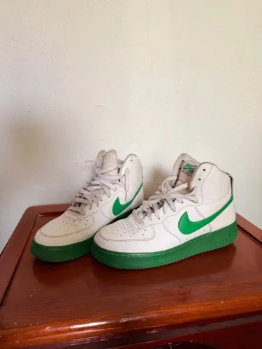 Nike Mid