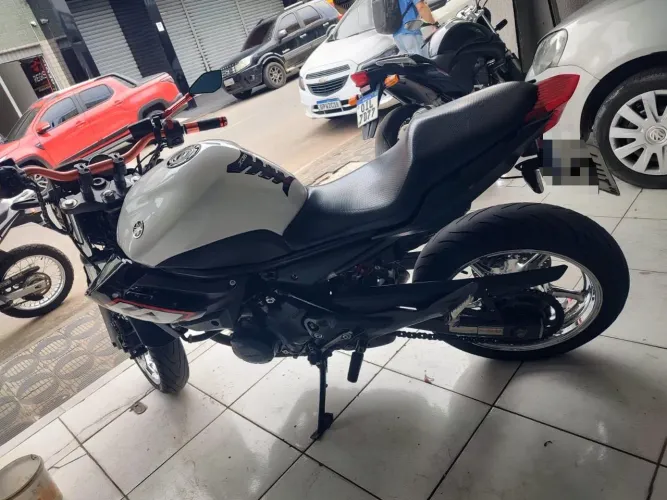 Yamaha XJ6 2012