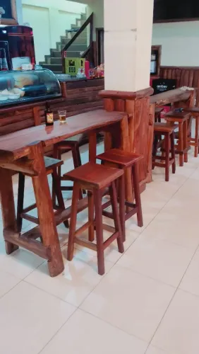 VENDO BAR/RESTAURANTE MONTAD0
