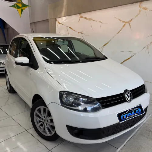 Volkswagen Fox 1.0 MI Total Flex 8V 5P 2014