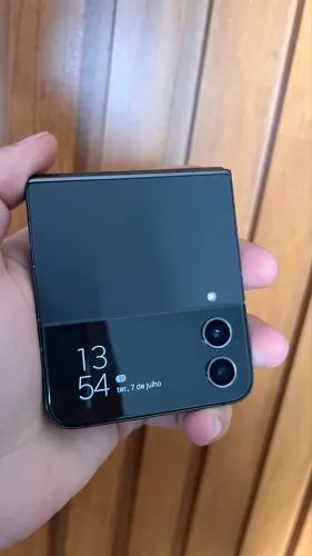 Z flip 4 256gb PARA IR LOGO