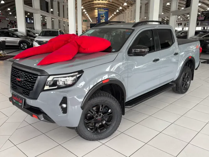 Nissan Frontier Pro4x CD 4X4 2.3 Bi-TB Die. AUT 2023