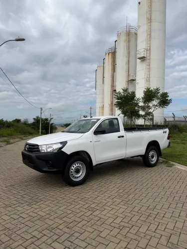 Toyota Hilux CS 4X4 2.8 TDI Diesel Mec. 2026