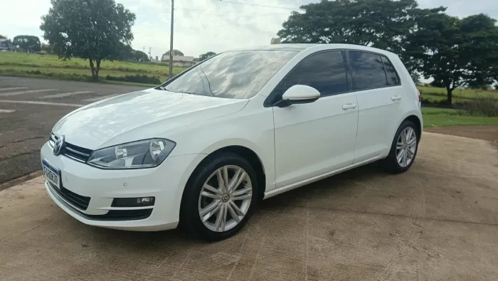 Volkswagen Golf Comfortline 1.0 TSI Total Flex Mec. 2017