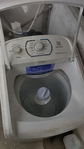 Máquina de lavar 11kg Eletrolux