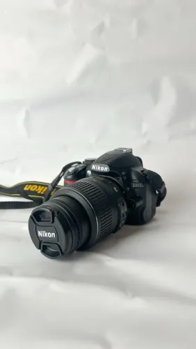 NIKON D3100 COMPLETA !!