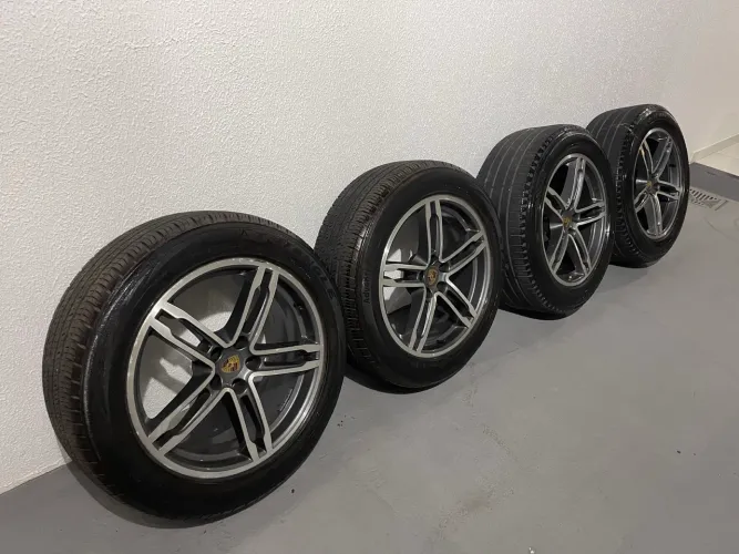 Rodas originais Porsche Macan aro 19