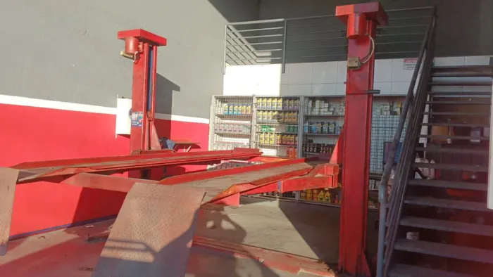 MANUTENÇÃO DE ELEVADORES AUTOMOTIVOS 