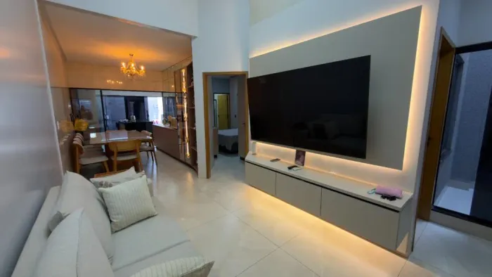 Casa à venda e para alugar em Goiânia, Parque das Flores, com 3 quartos, com 108 m²
