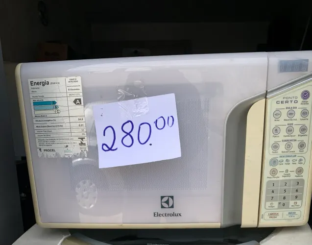 Microondas Electrolux 31 litros 110 volts usado 
