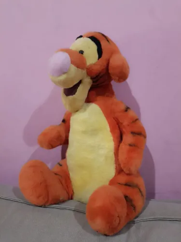 Vende-se tigrão e Mickey e Minnie - original do Japão