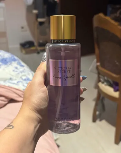 perfume victoria secrets love spell