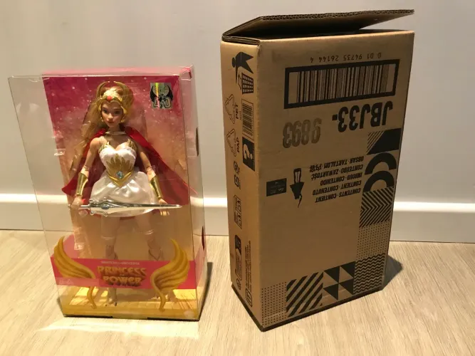 Barbie She-ra Exclusiva Mattel Creations
