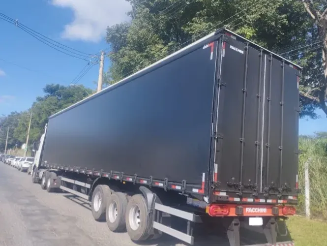 Carreta Sider Facchini 3 eixos ano 2023/23