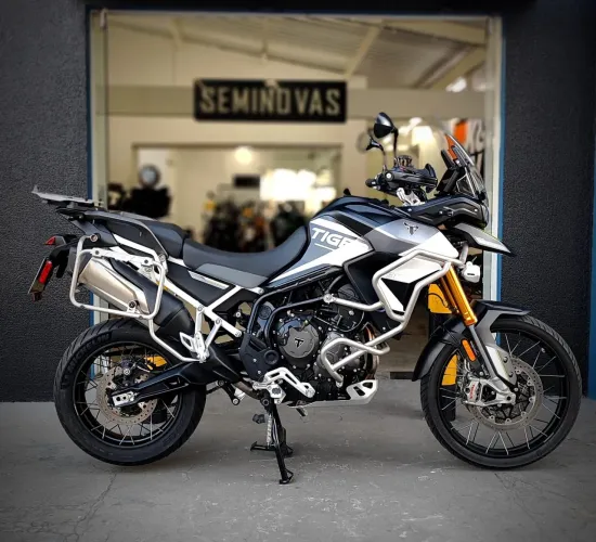 TRIUMPH TIGER 900 ARAGON EDITION