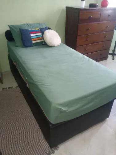 Cama box c baú e colchão