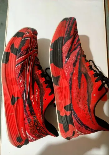 Asics Noosa Tri Tam 41. EXCELENTE ESTADO NOVO