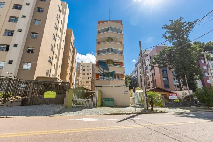 Apartamento para locação no Alto da Glória