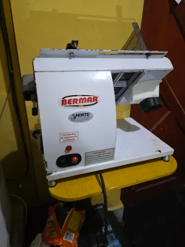 FATIADORA DE QUEIJO PRESUNTO ETC MARCA BERMAR