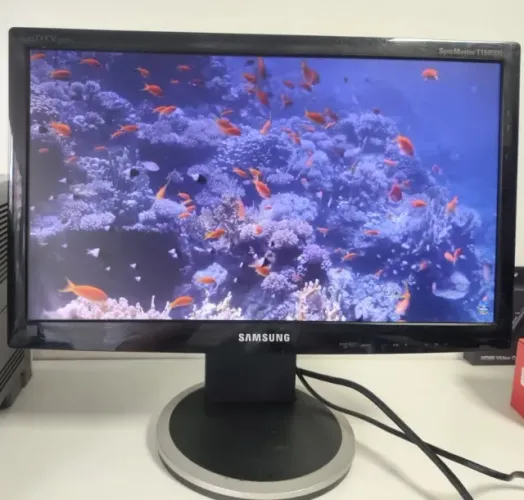 Monitor TV Samsung T19B300 Led