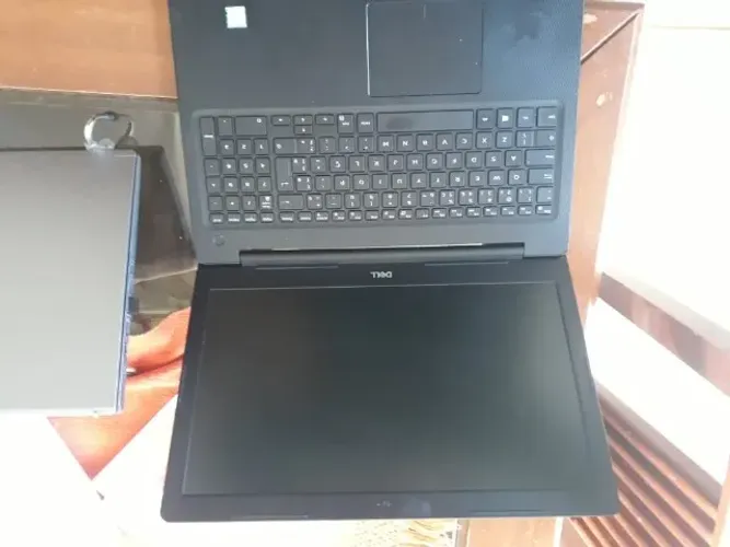 ? Computador Intel Core i3 7ª Geração - Excelente Estado  Vendo computador funcionando 