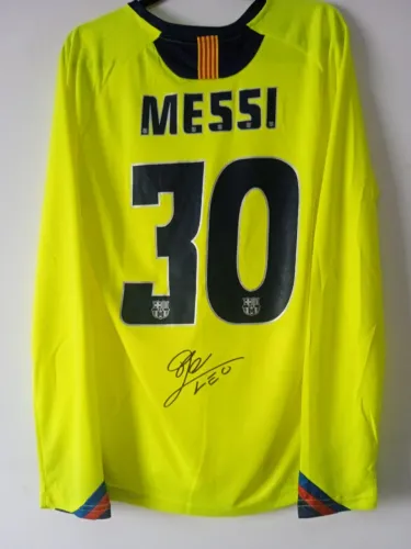 Camisa Barcelona 2005 / 2006 #30 Messi Autografada Certificada