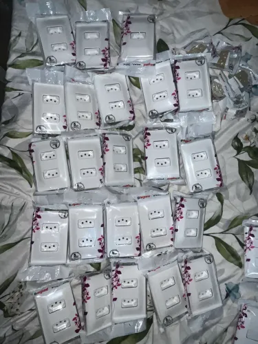 Tomadas e interruptor pial legrand