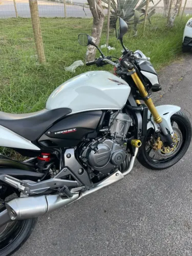 Hornet 600 2013 moto zera