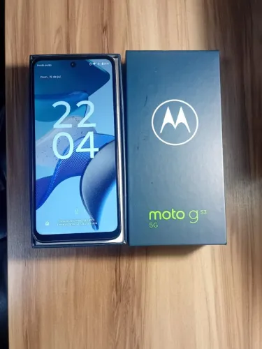Vende se este celular semi novo