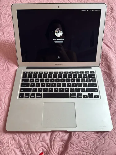 MACBOOK AIR 13 - 2015 - 8gb RAM - 256gb HD - ÚNICA DONA - ESTADO PERFEITO