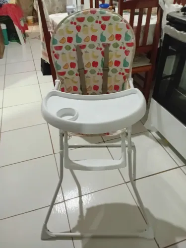 Cadeira de alimentação para bebê
