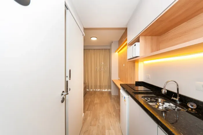 STUDIO com 1 dormitório para alugar por R$ 2.150,00 no bairro Centro - CURITIBA / PR
