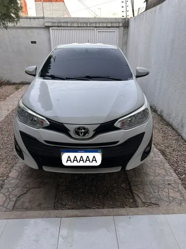 Toyota Yaris XL Sedan 1.5 Flex 16V 4P Aut. 2019