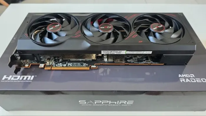 Placa de Vídeo RX 7900 GRE Sapphire 16GB GDDR6 Nova