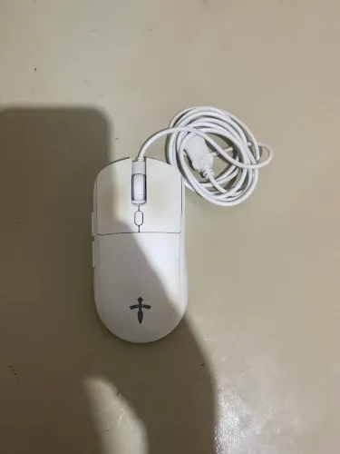 mouse com fio da titorion semi novo