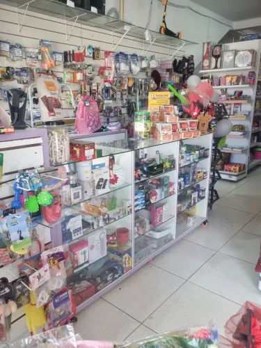 Loja de presentes, brinquedos, utilidades e rações para pet
