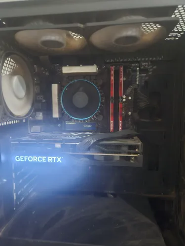 PC GAMER RTX 4060TI 8GB