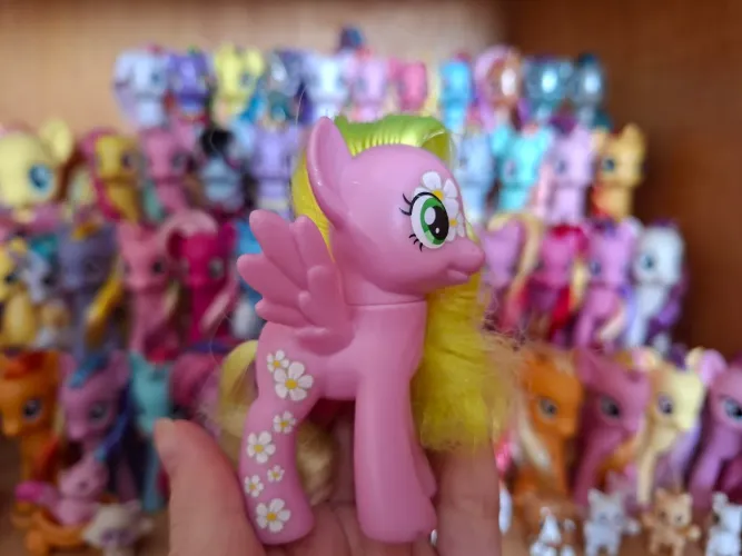 My Little Pony G4 Flower Wishes Cutie Mark Magic