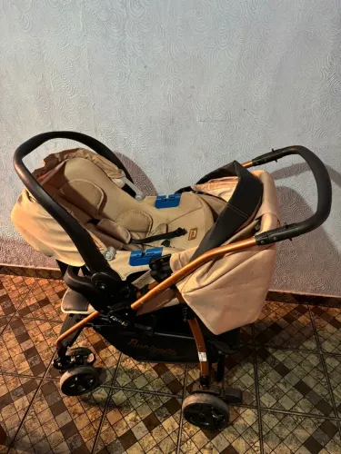 Vendo Carrinho + Bebê conforto Burigotto em perfeito estado