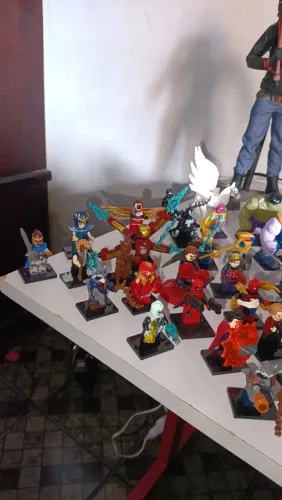Bonecos Lego Marvel. Novos! 
