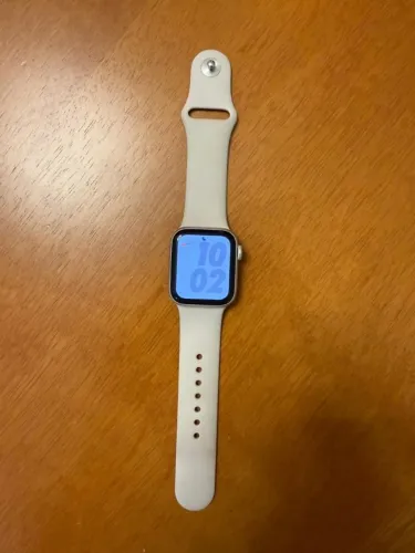 Apple Watch SE (GPS) (2nd Generation)