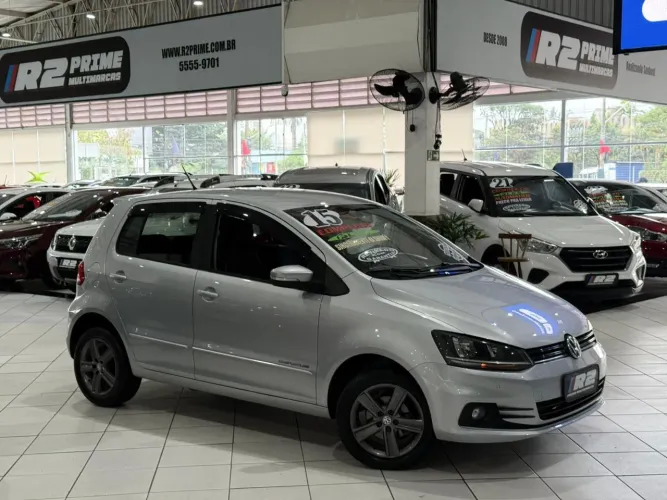 Volkswagen Fox Comfortline 1.6 Flex 8V 5P 2015