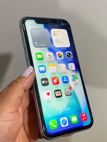 iPhone 11 Lilás 64GB