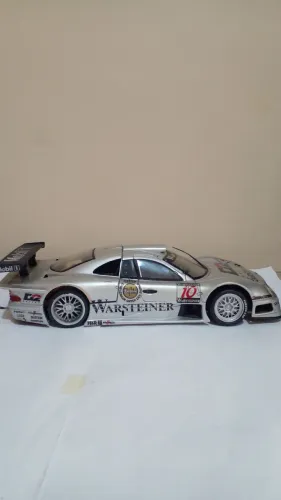 Miniatura Mercedes-Benz CLK GTR 1/18 alguns detalhes