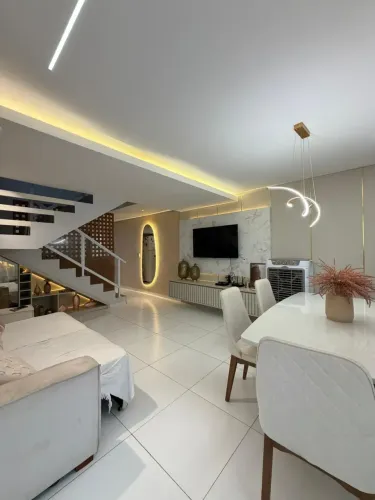 KF-Casa no Condomínio Villa Parati