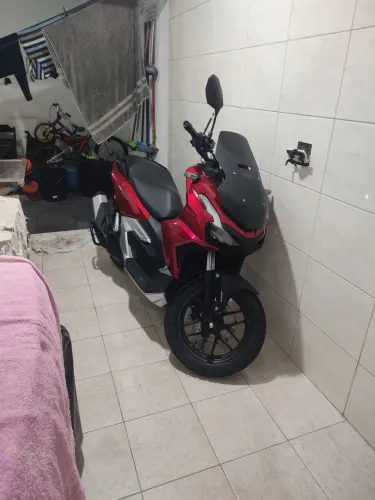 ADV 160 2025