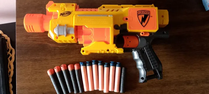 Arminha Arma de Brinquedo Nerf N-Strike Barricade RV10 Diversão Garantida e 100% Funcional